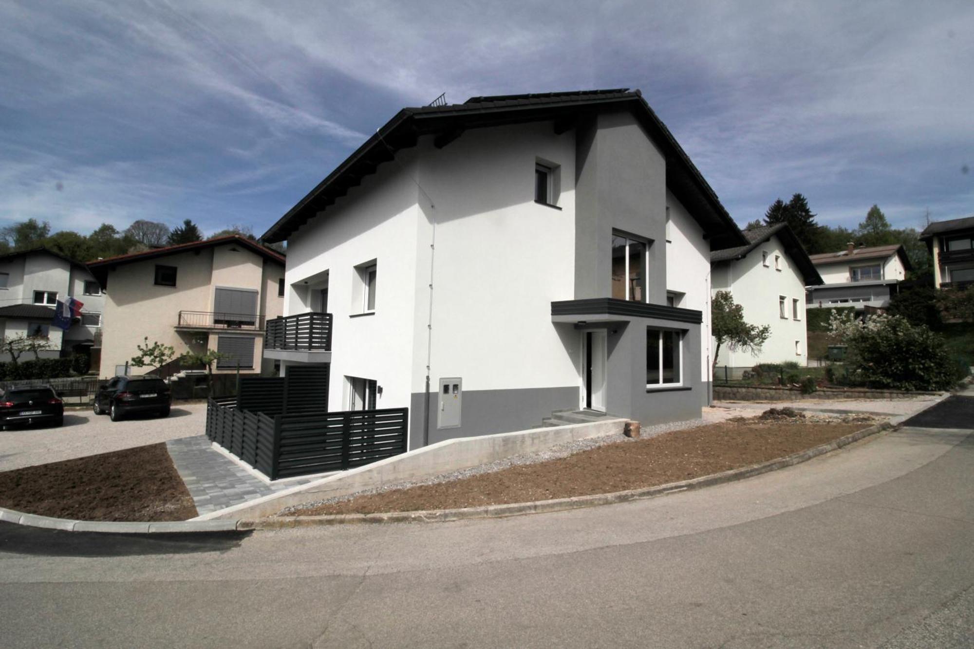 Naia Apartments Novo Mesto Ngoại thất bức ảnh