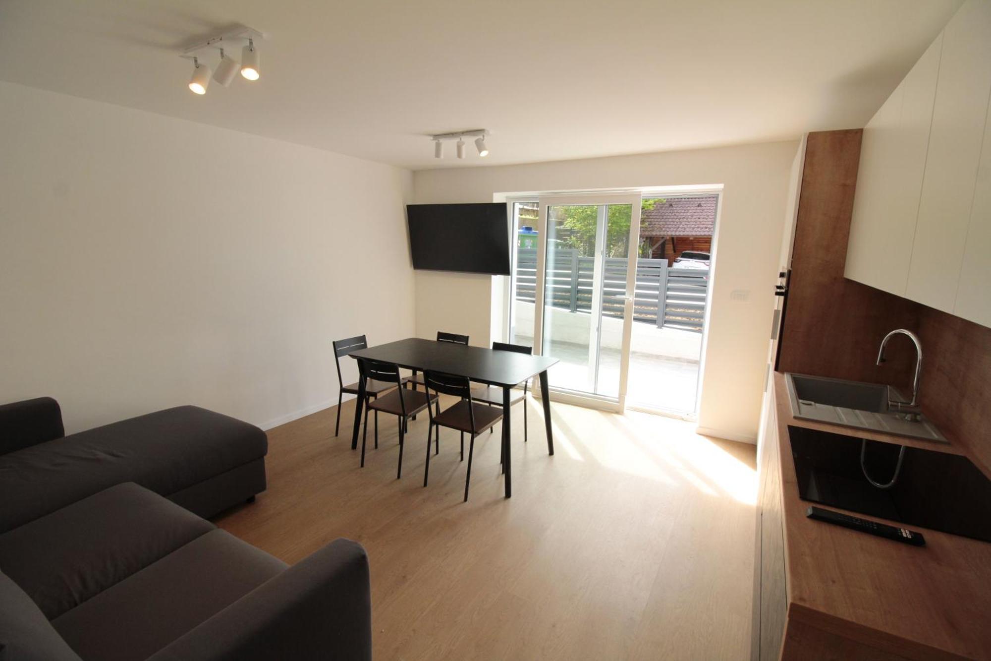 Naia Apartments Novo Mesto Ngoại thất bức ảnh