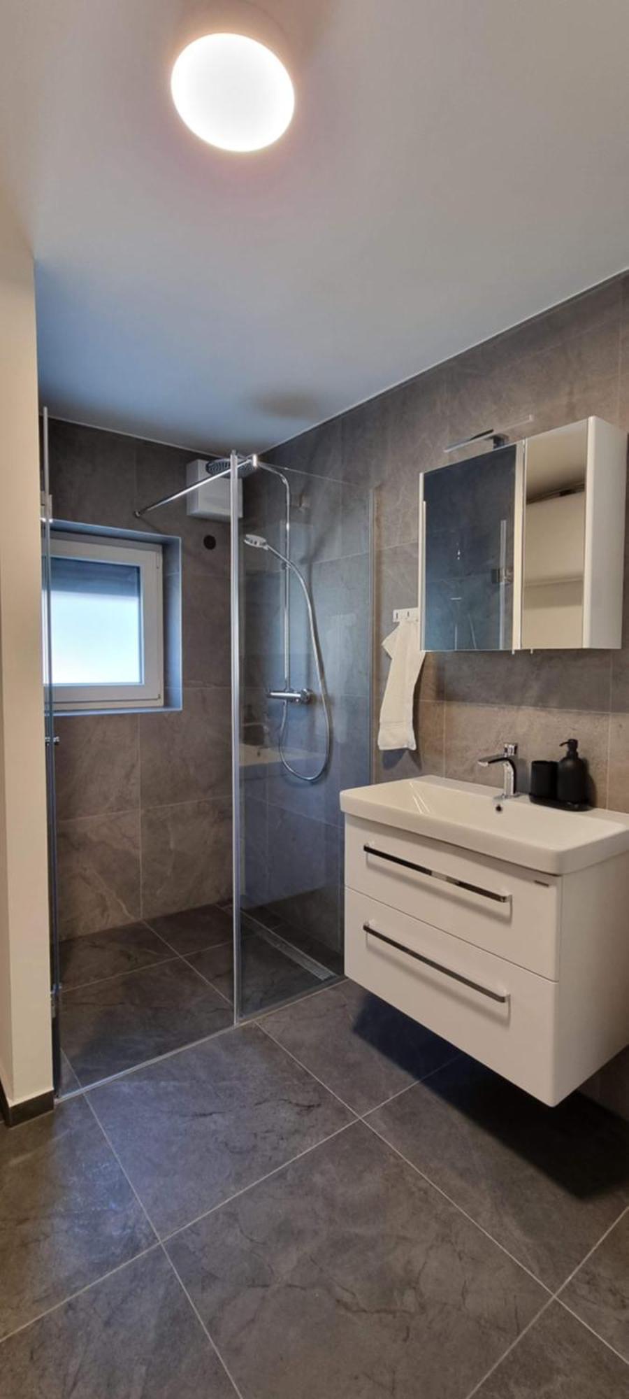 Naia Apartments Novo Mesto Ngoại thất bức ảnh
