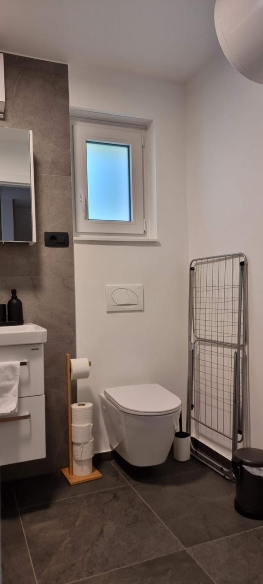 Naia Apartments Novo Mesto Ngoại thất bức ảnh